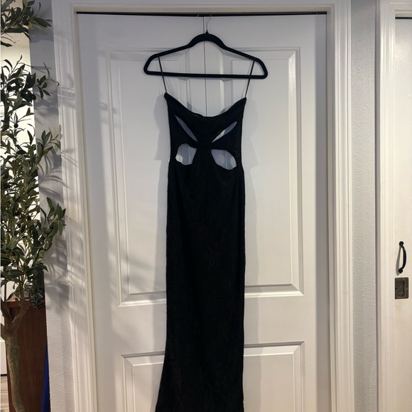 MESHKI Black Dress - Picture 1 of 5